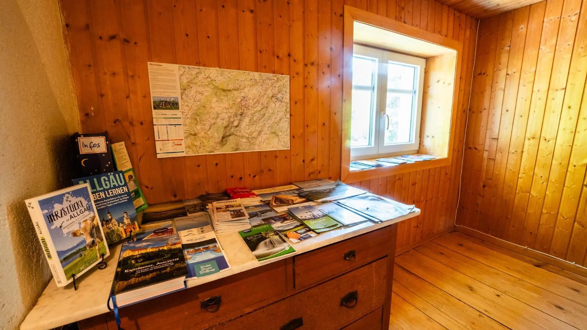 Mit Blick Auf Bergwiesen - Familienfreundliches Bauernhaus Im Westallgaeu Weiler-Simmerberg