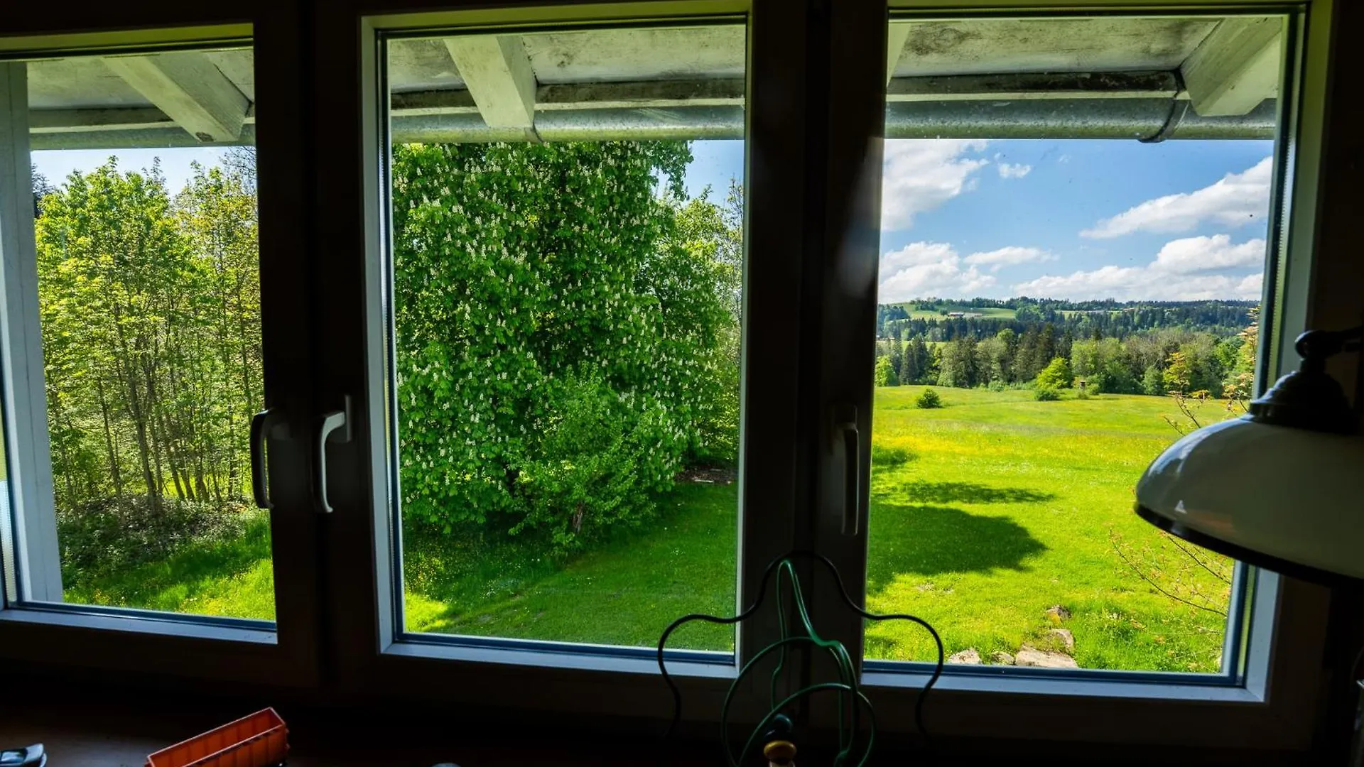 Mit Blick Auf Bergwiesen - Familienfreundliches Bauernhaus Im Westallgaeu Weiler-Simmerberg